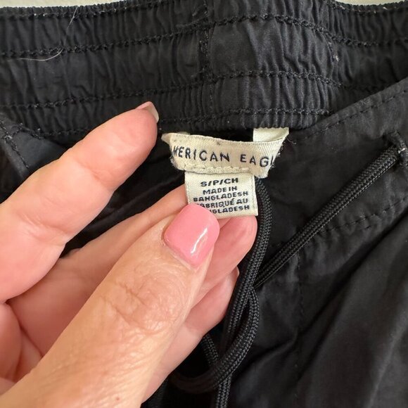 American Eagle Outfitters 100% Nylon Black Drawstring High Rise Shorts. Size S - Picture 4 of 6